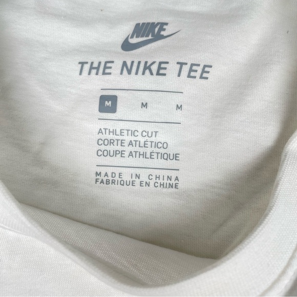 Nike  Long Sleeve Cotton Tee Essential White Medium  NWT - Picture 5 of 7